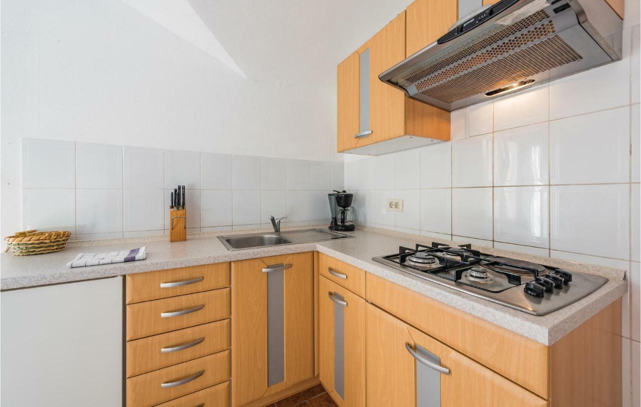 Awesome In With 2 Bedrooms Rovinj